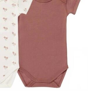 NEW QUINCY MAE kids' short sleeve bodysuit in berry